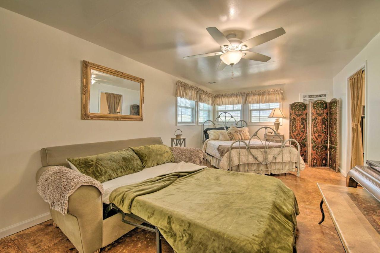 Bright Springfield Home Walk To Nature Center! Exterior foto